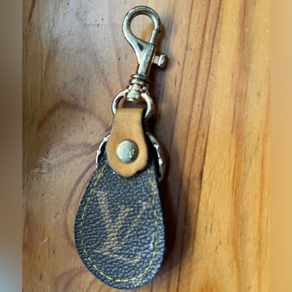 LV keychain vintage new lot of two - Picture 2 of 4